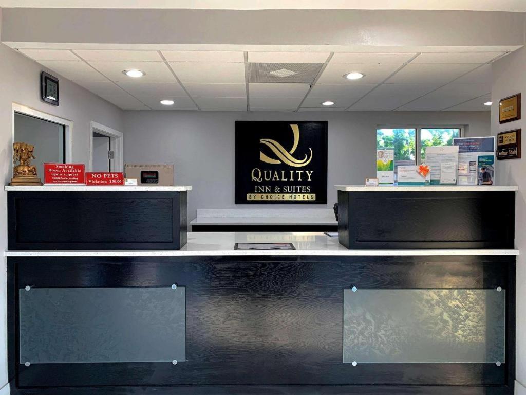 Quality Inn & Suites Near פנמה סיטי ביץ' מראה חיצוני תמונה